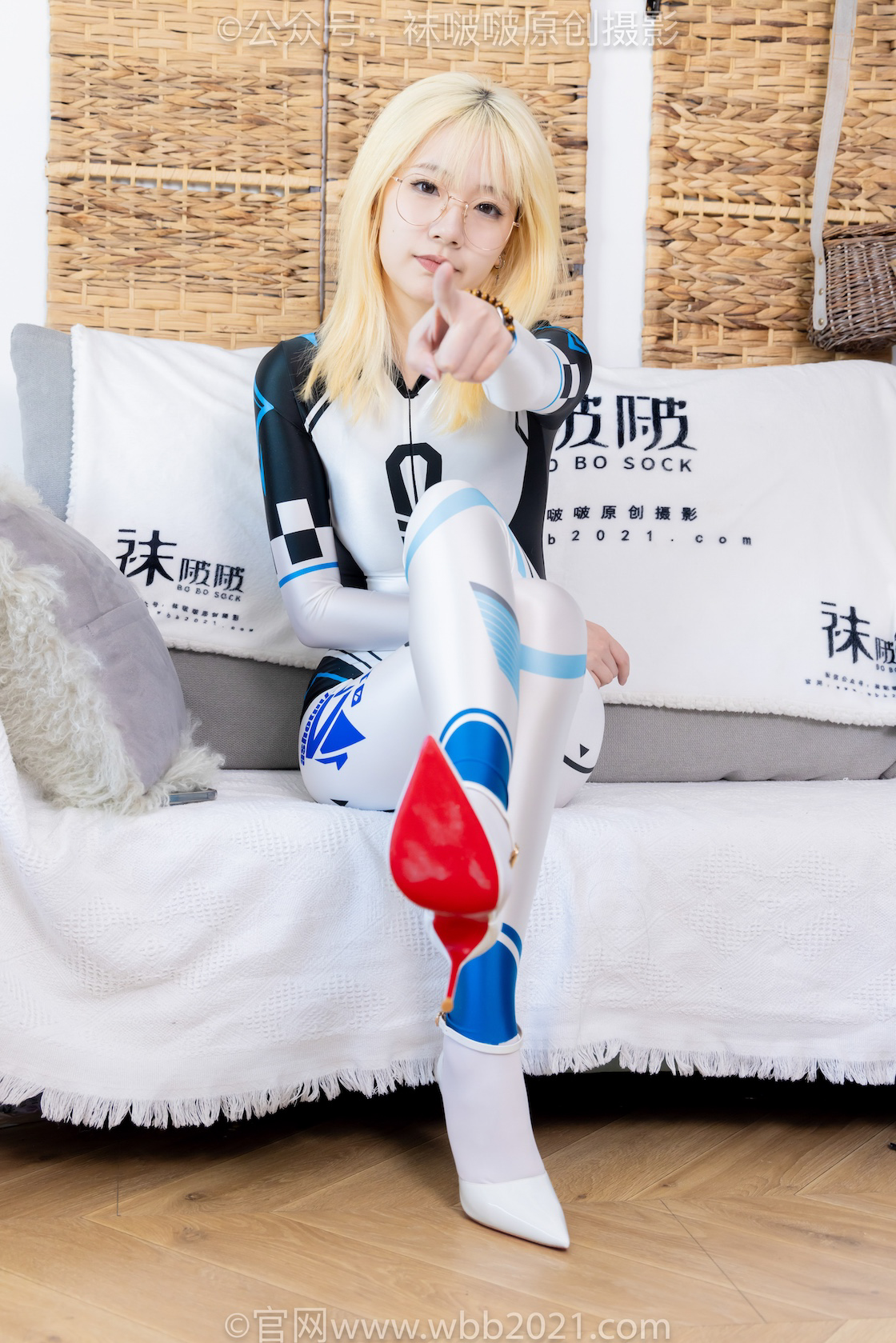 袜啵啵原创摄影作品568-2.jpg